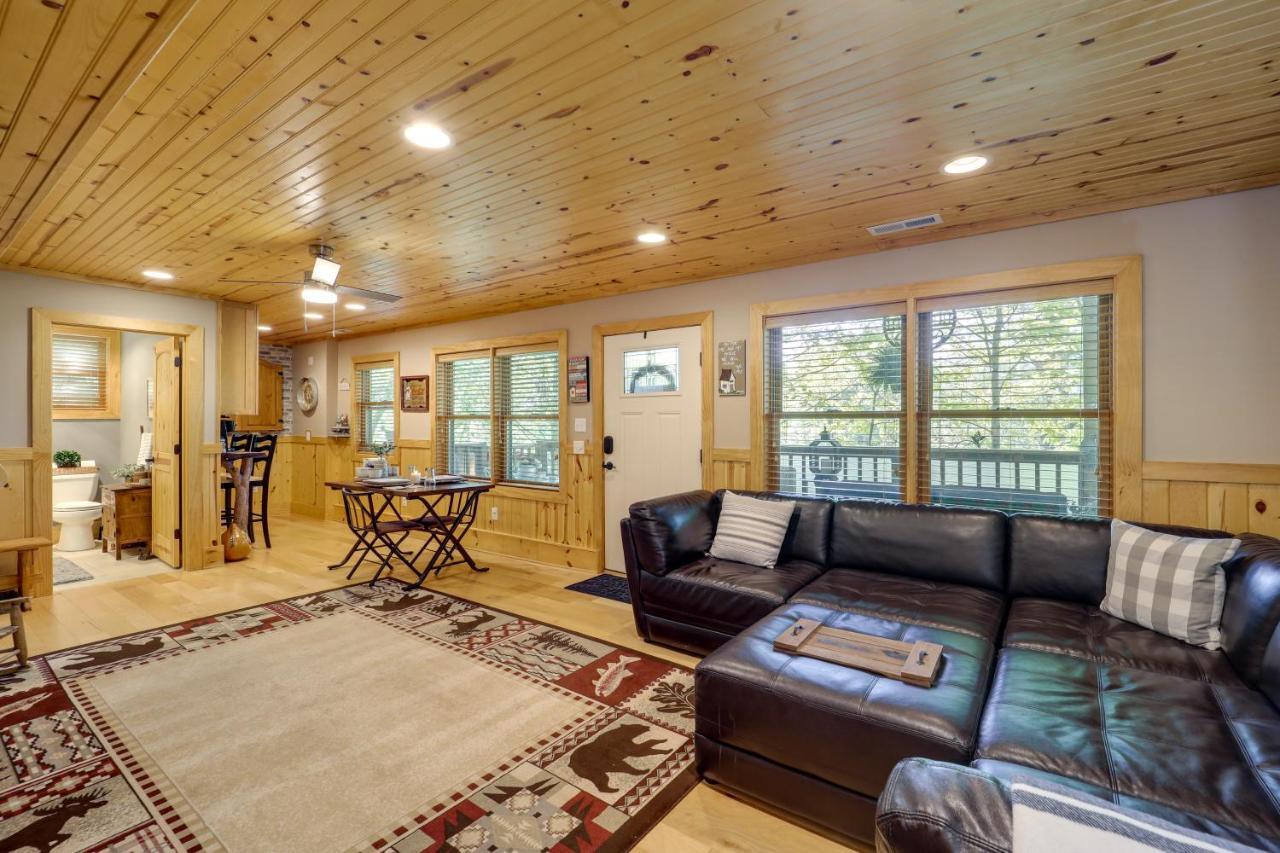 West Jefferson Vacation Rental Near River Luaran gambar